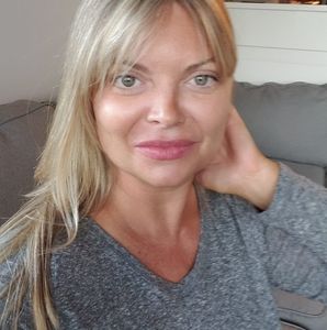 Meet your Posher, Lola